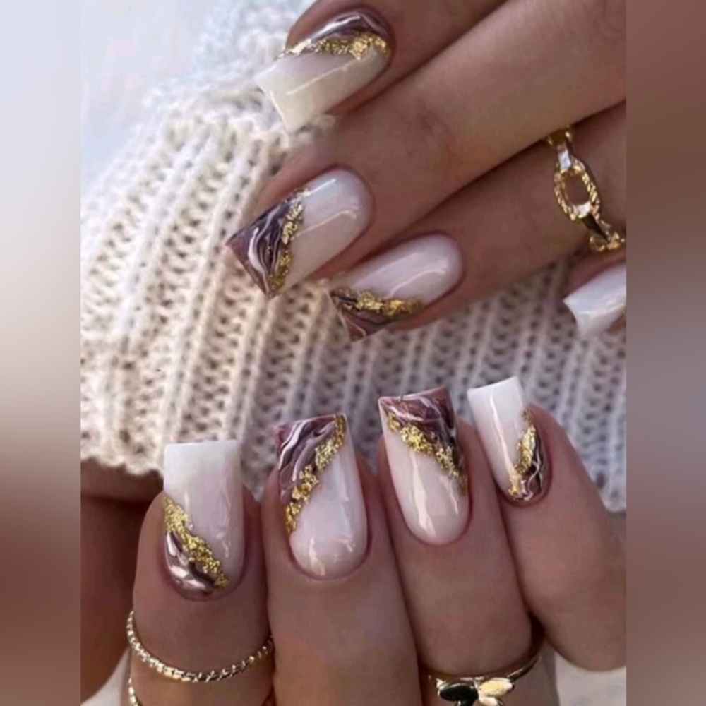 Gold Marble Press-on Nails